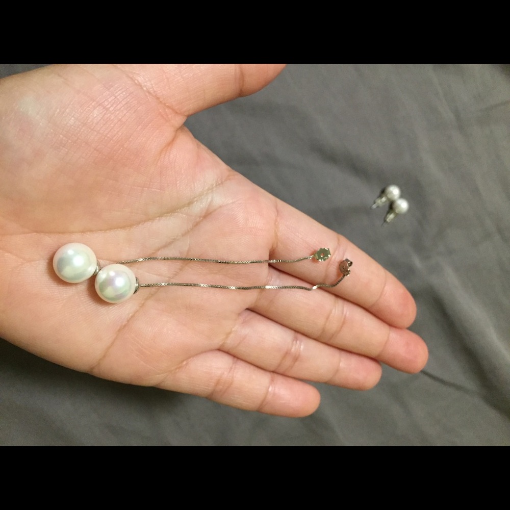 Silver, pearl. Like new. - Picture 4 of 4